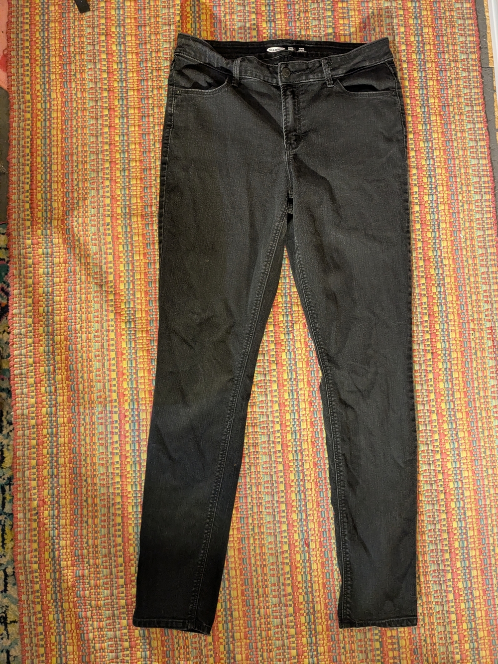 Old Navy Women's Black Skinny Jeans